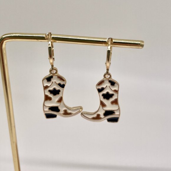 ⭐️✨ FREE Country Cowboy Boots Rock Cow Print Hipster Music Drop Chic Earrings - Picture 4 of 7